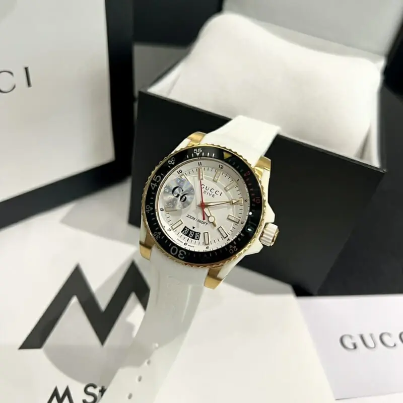 gucci aaa qualite montres pour unisexe s_113171b2